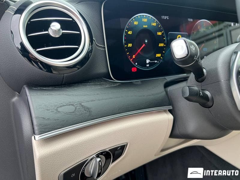 Mercedes E 300de 2021 — Миниатюра 21