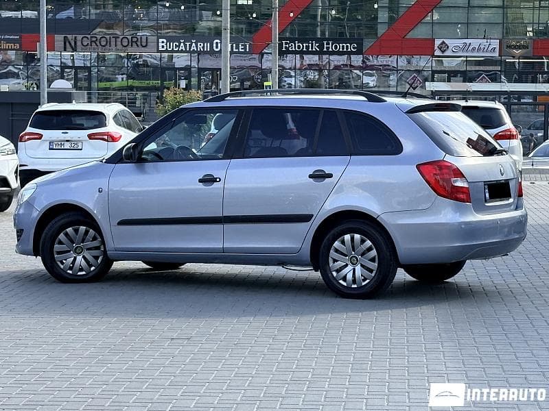 Skoda Fabia 2010 — Миниатюра 4