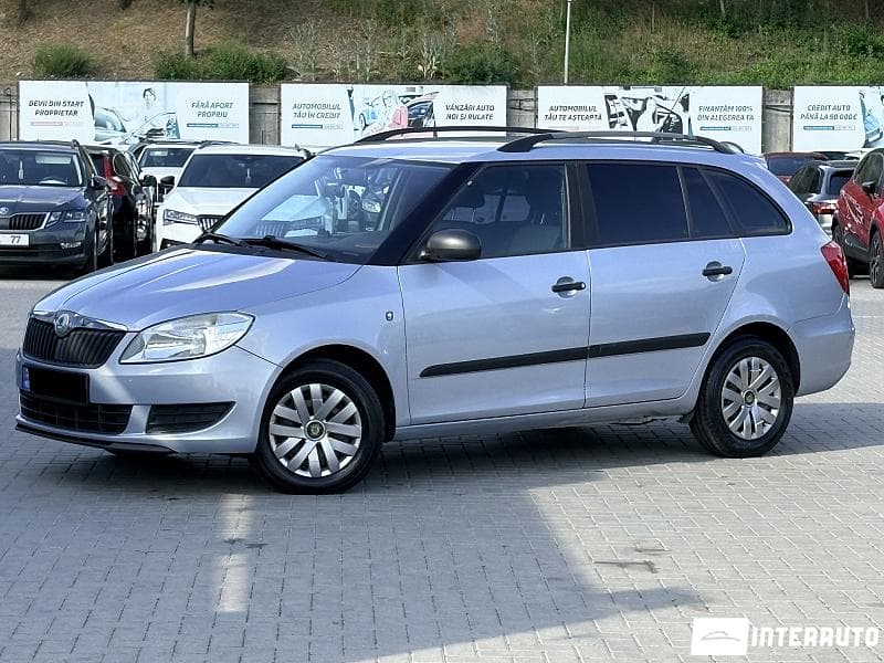 Skoda Fabia 2010 — Миниатюра 2