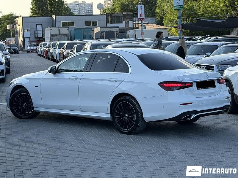 Mercedes E 300de 2021 — Миниатюра 2