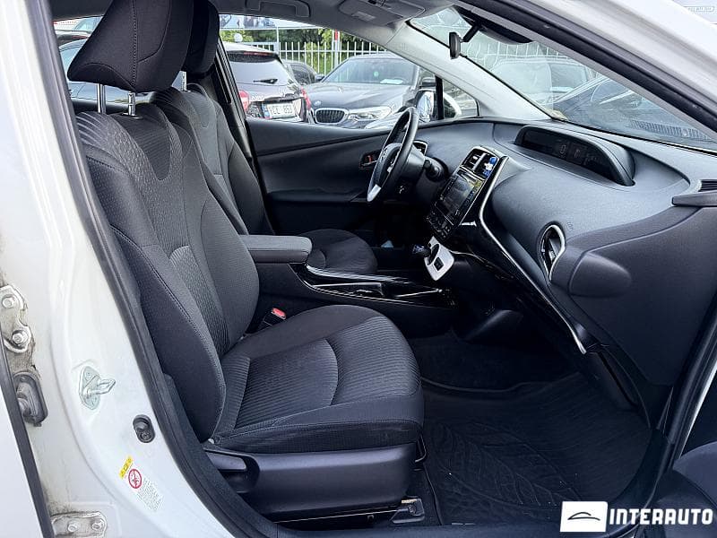 Toyota Prius 2017 — Миниатюра 13