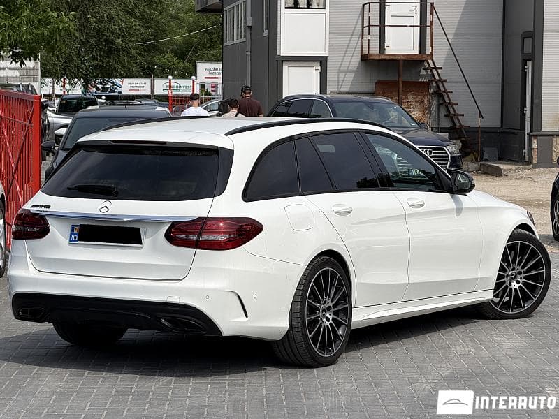Mercedes C 300 2019 — Миниатюра 4