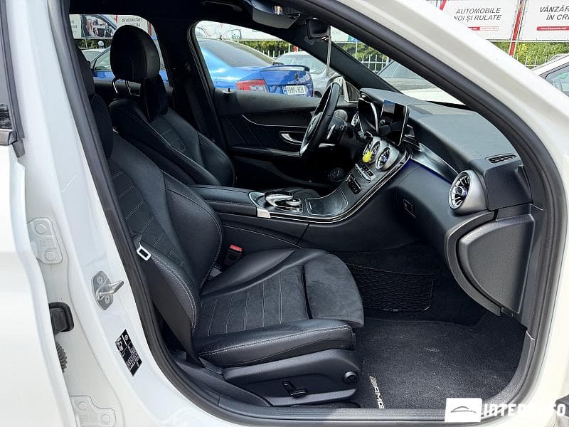Mercedes C 300 2019 — Миниатюра 5