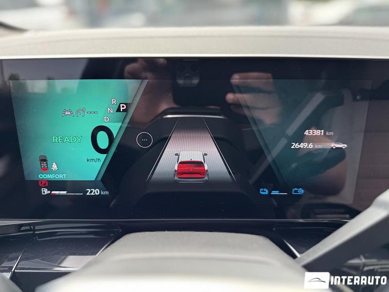 Renault Espace 2024 — Миниатюра 10
