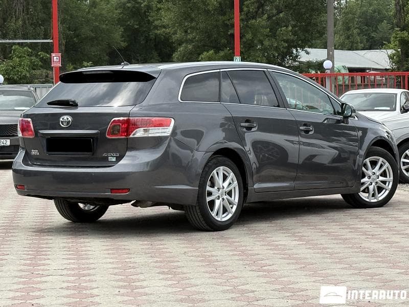 Toyota Avensis 2011 — Миниатюра 2