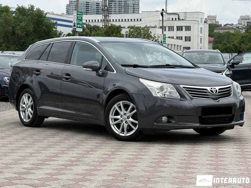 Toyota Avensis 2011 — Миниатюра 4