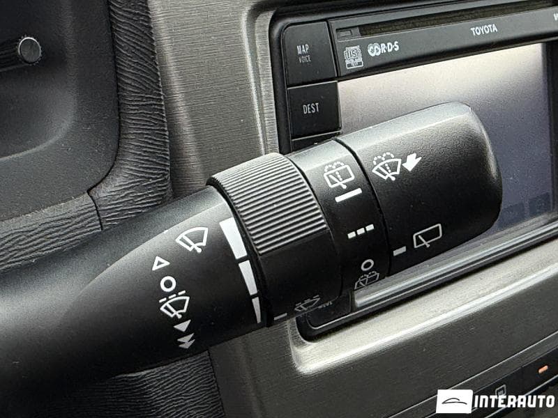Toyota Avensis 2011 — Миниатюра 11