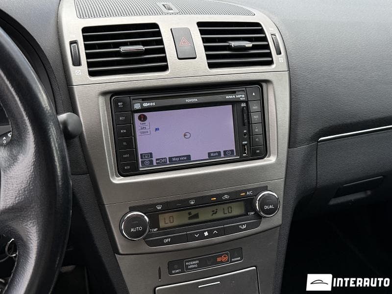 Toyota Avensis 2011 — Миниатюра 14