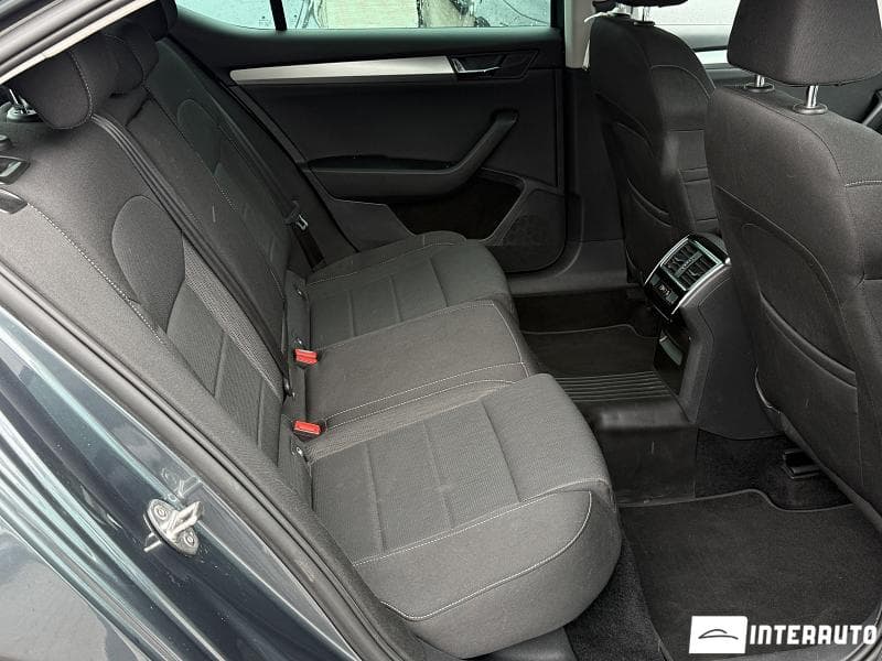 2016 Skoda Superb — Miniatură 19
