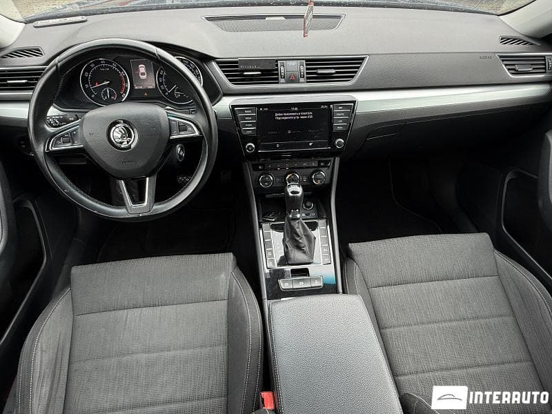 2016 Skoda Superb — Miniatură 8