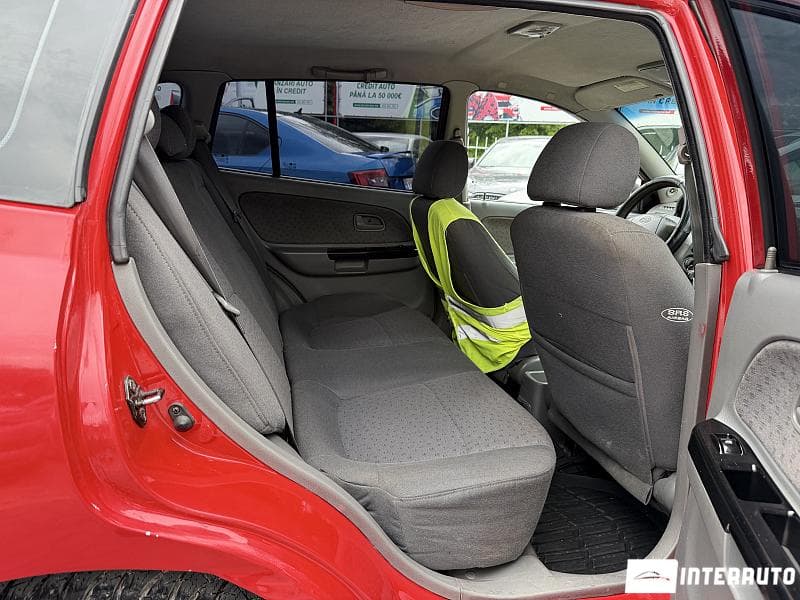 2003 Kia Rio — Miniatură 10