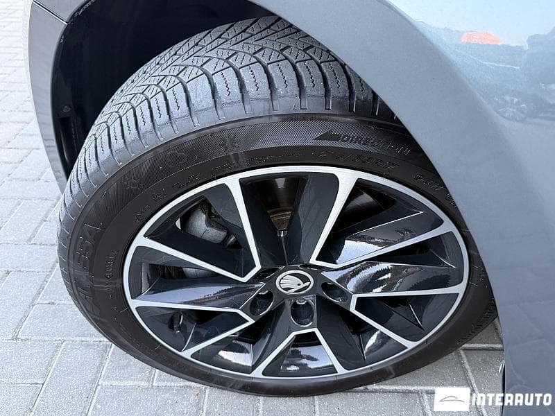 2021 Skoda Superb — Miniatură 17