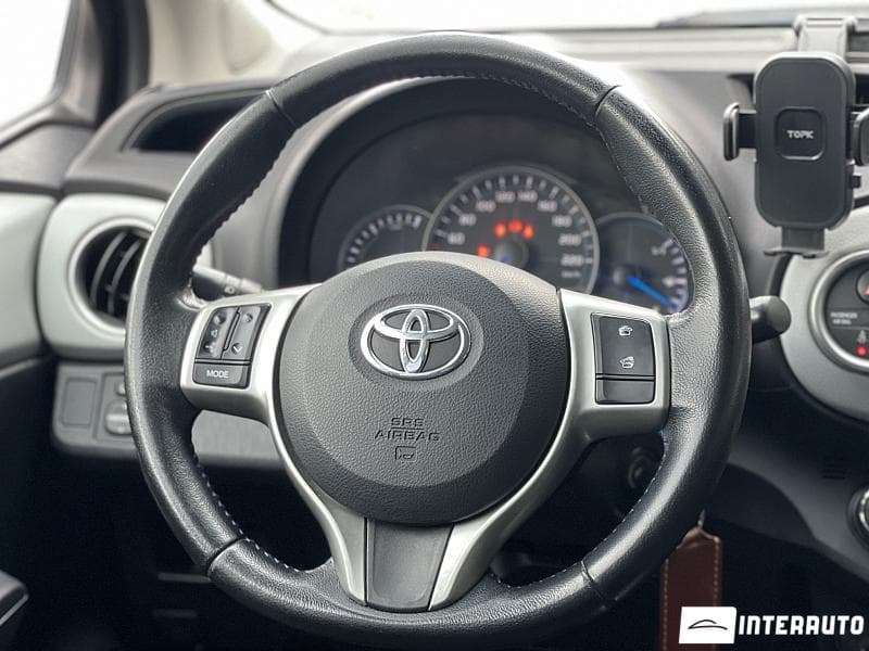 2012 Toyota Yaris — Miniatură 8