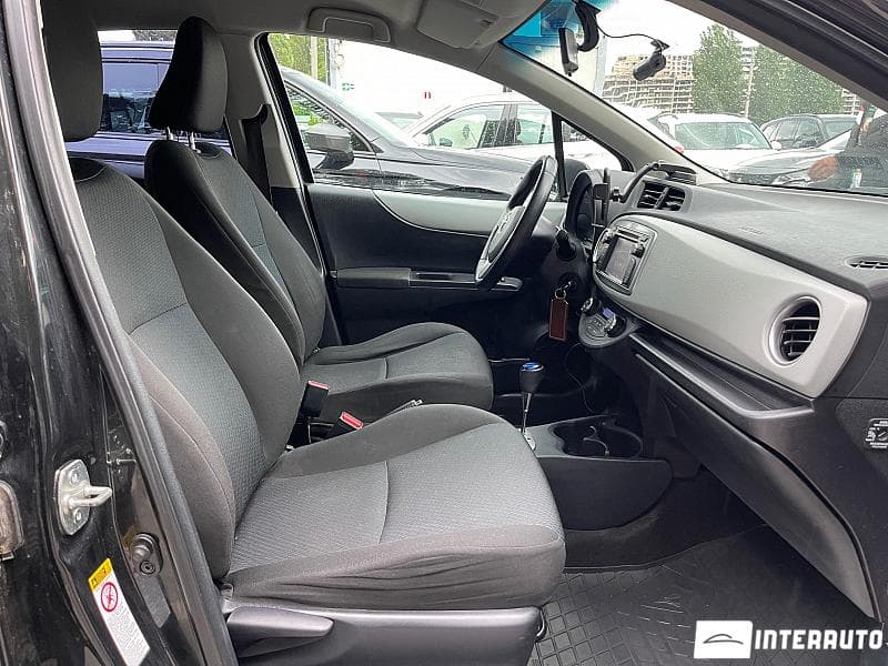 2012 Toyota Yaris — Miniatură 15