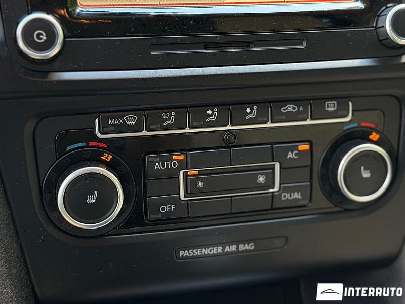 Volkswagen Golf 2011 — Миниатюра 13