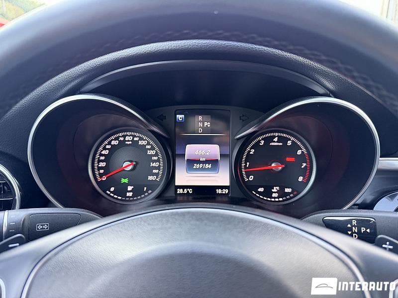 2015 Mercedes C 300 — Miniatură 9