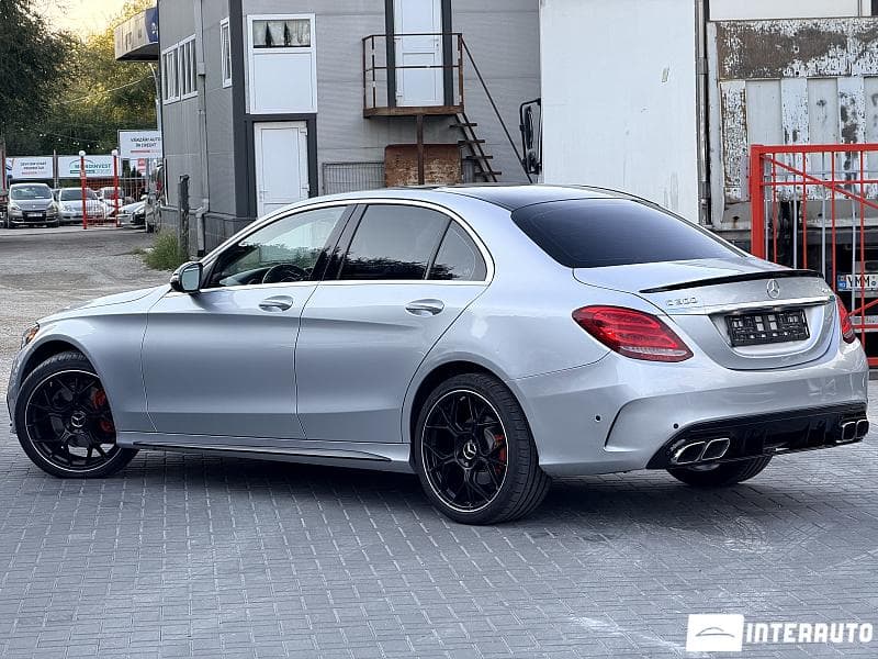 2015 Mercedes C 300 — Miniatură 3