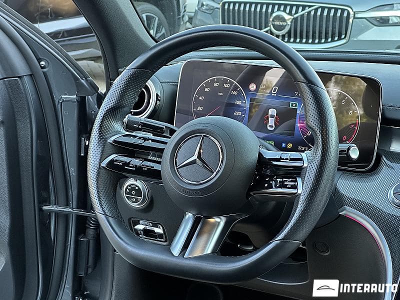 Mercedes C 200 2023 — Миниатюра 7