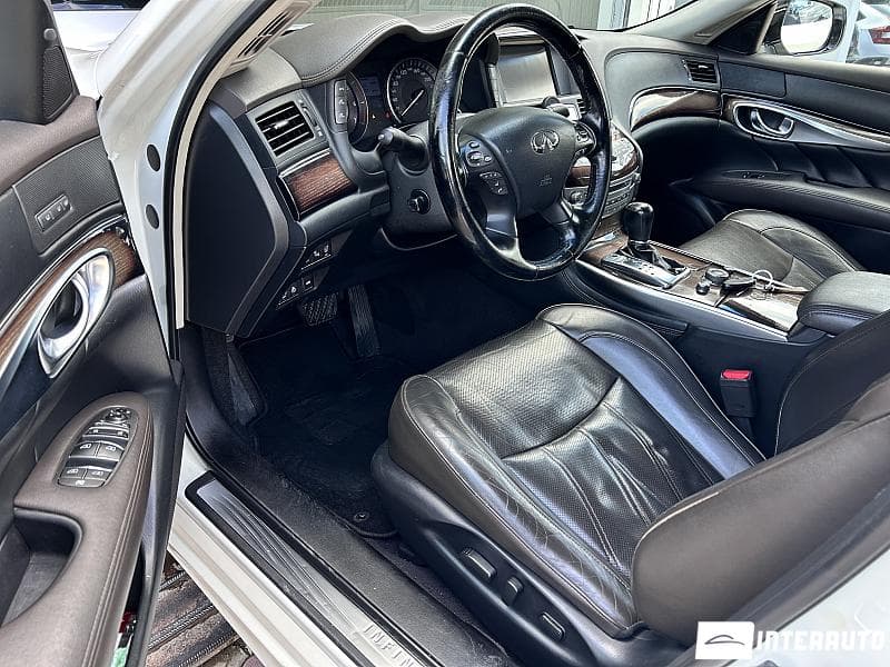 Infiniti Q70 2016 — Миниатюра 6