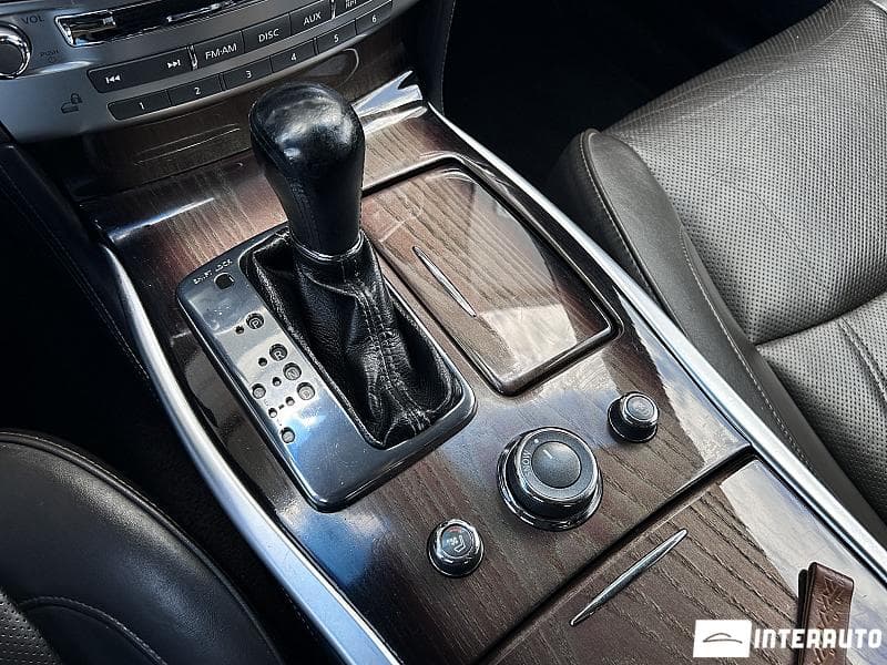 Infiniti Q70 2016 — Миниатюра 15