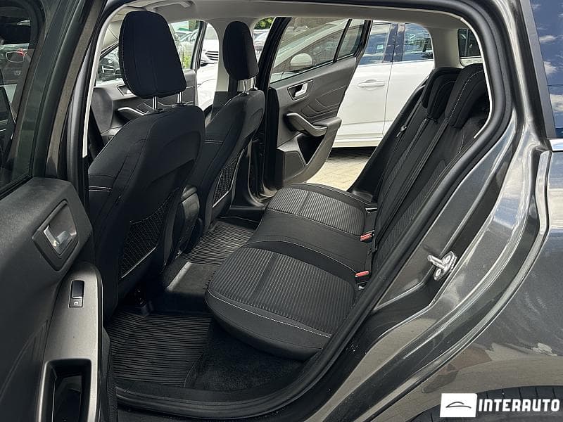 2018 Ford Focus — Miniatură 13