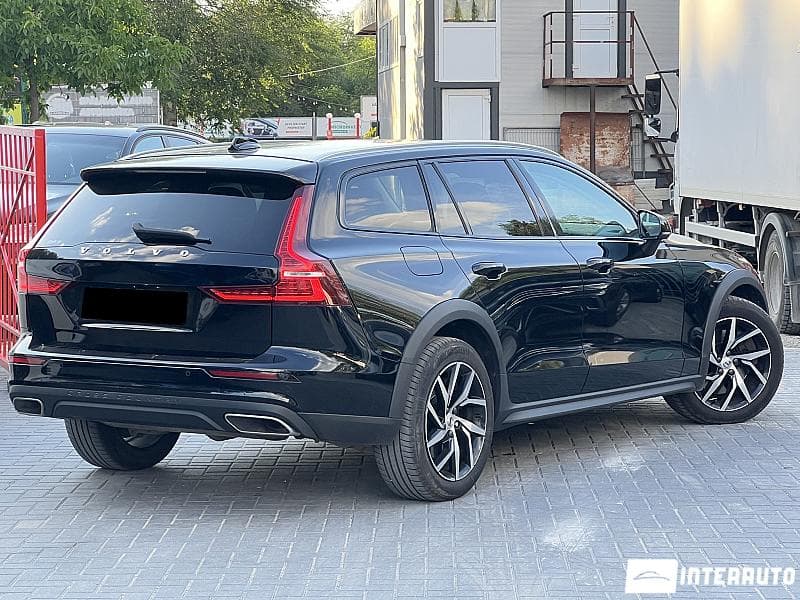 Volvo V 60 Cross Country 2020 — Миниатюра 3