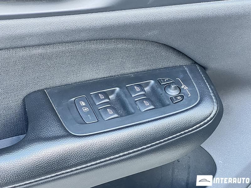 Volvo V 60 Cross Country 2020 — Миниатюра 15