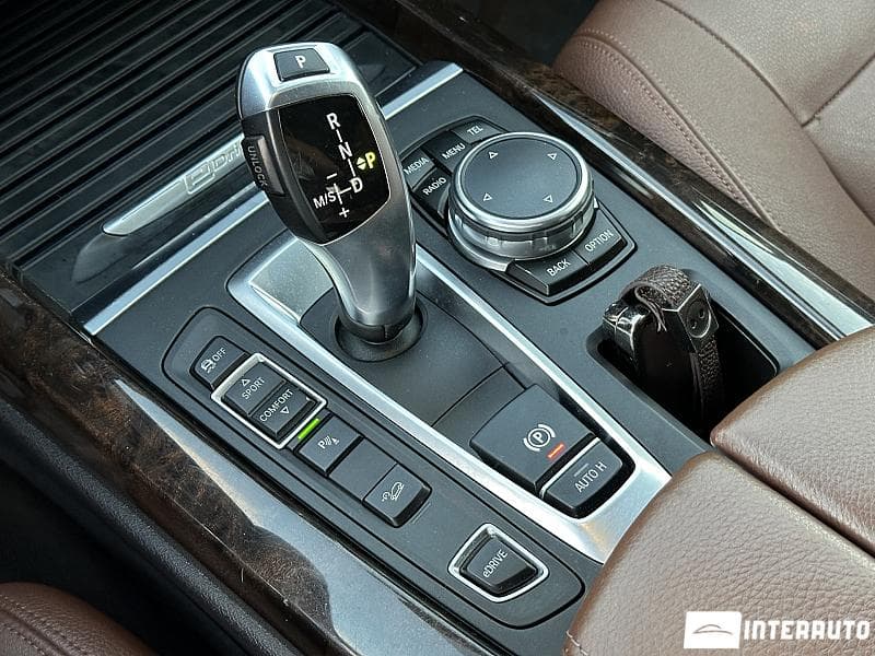 2015 BMW X5 4.0e — Miniatură 11