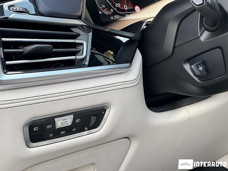 BMW X7 4.0i 2019 — Миниатюра 22