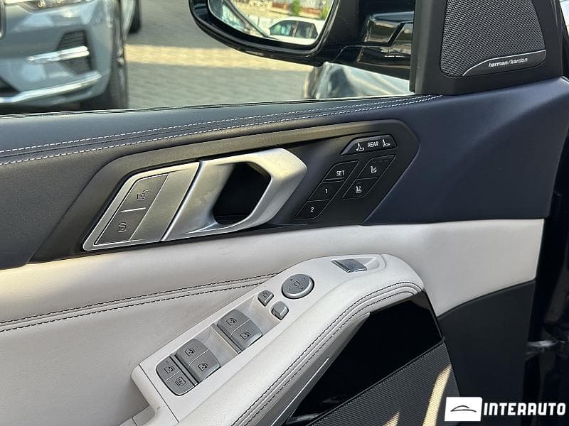 BMW X7 4.0i 2019 — Миниатюра 24