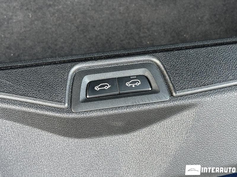 BMW X7 4.0i 2019 — Миниатюра 30