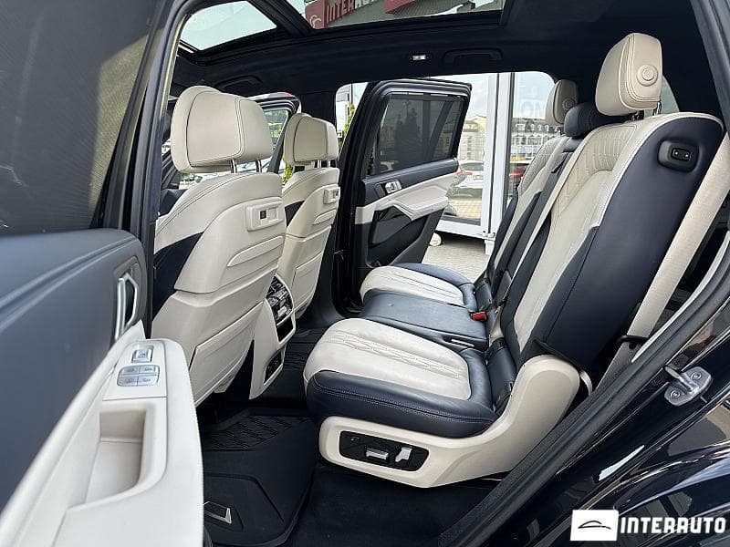BMW X7 4.0i 2019 — Миниатюра 15