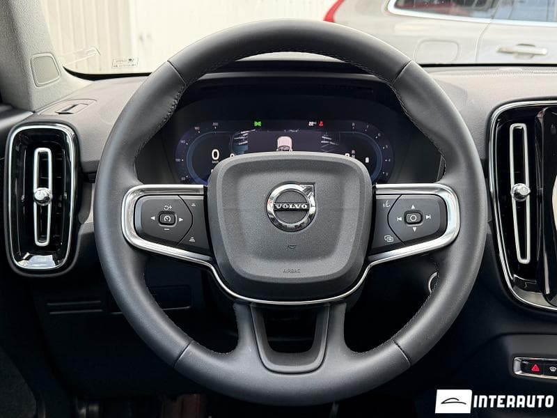 2023 Volvo XC 40 — Miniatură 11