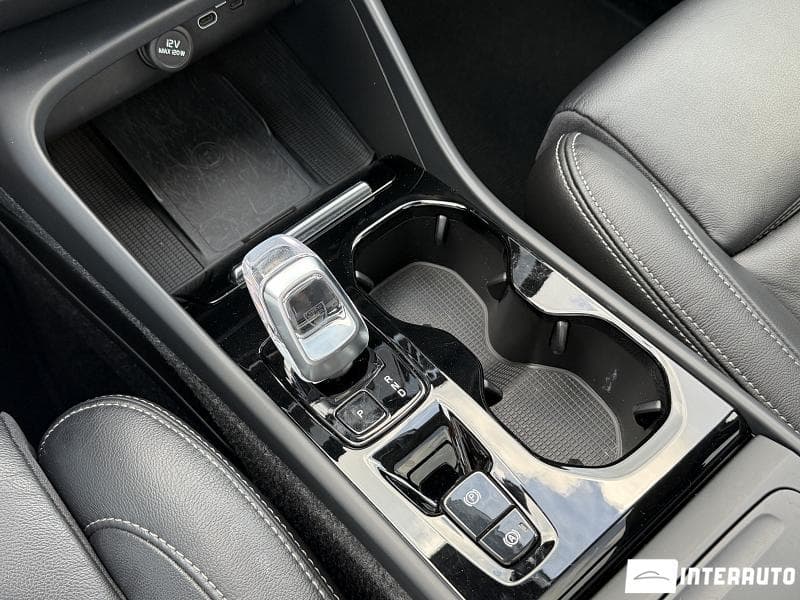 2023 Volvo XC 40 — Miniatură 16