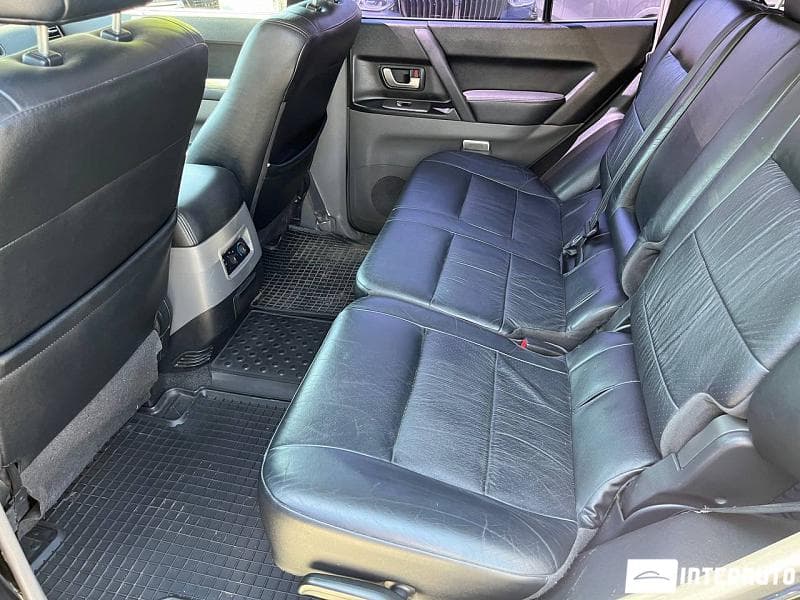 Mitsubishi Pajero 2006 — Миниатюра 17