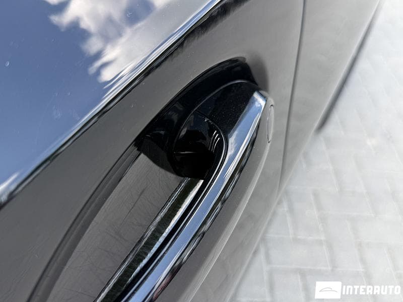 BMW 330 2021 — Миниатюра 18