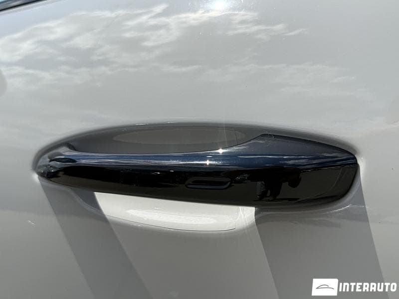 Porsche Cayenne Turbo E-Hybrid Coupe 2024 — Миниатюра 19