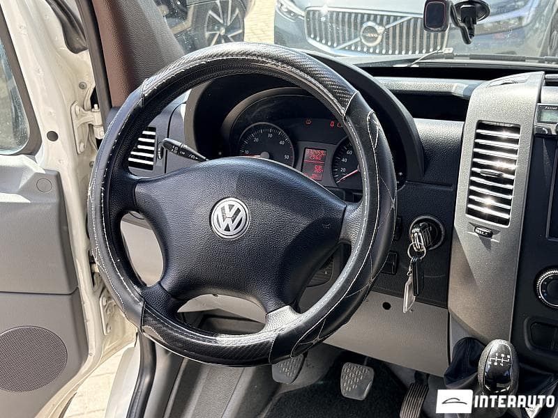 Volkswagen Crafter 2010 — Миниатюра 7