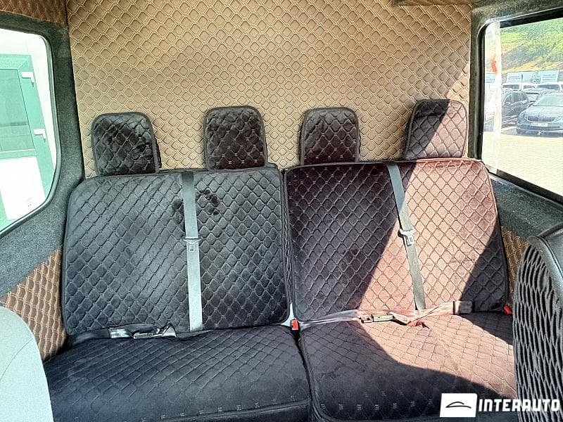 Volkswagen Crafter 2010 — Миниатюра 14
