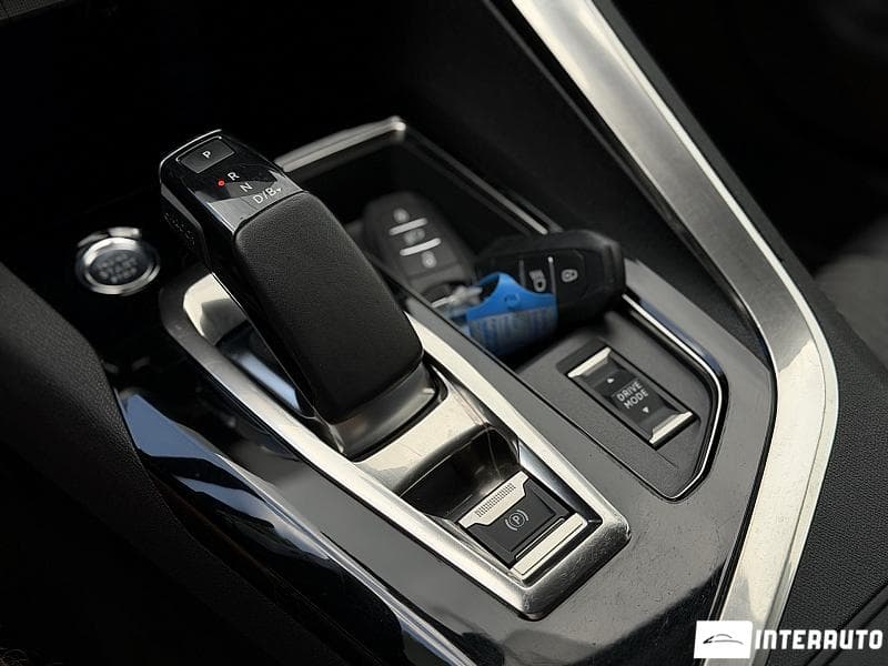 Peugeot 3008 2021 — Миниатюра 15