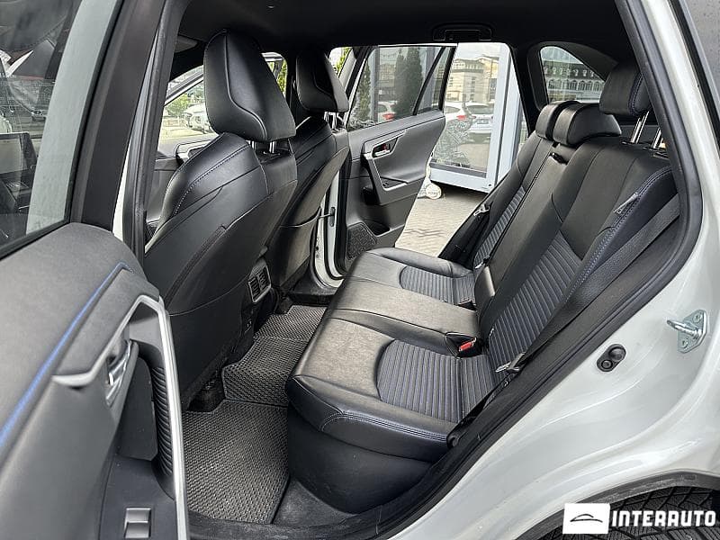 Toyota Rav-4 2021 — Миниатюра 12