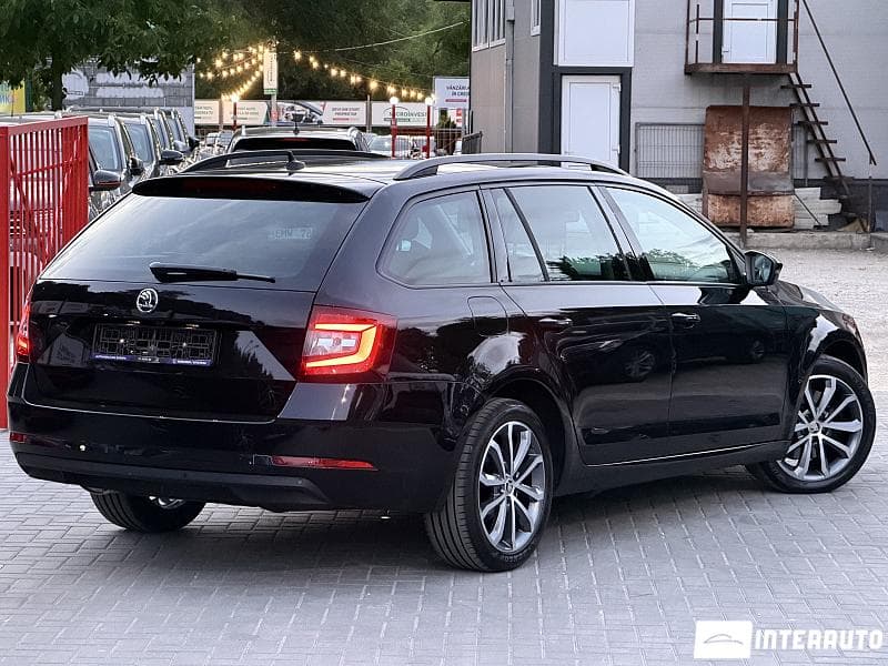 2020 Skoda Octavia — Miniatură 3