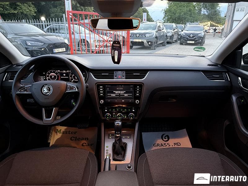 2020 Skoda Octavia — Miniatură 7