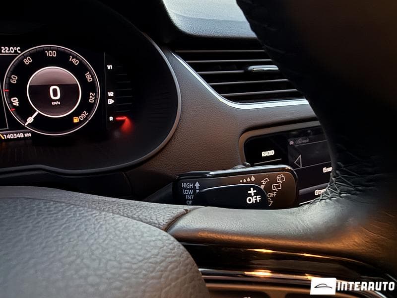 2020 Skoda Octavia — Miniatură 21