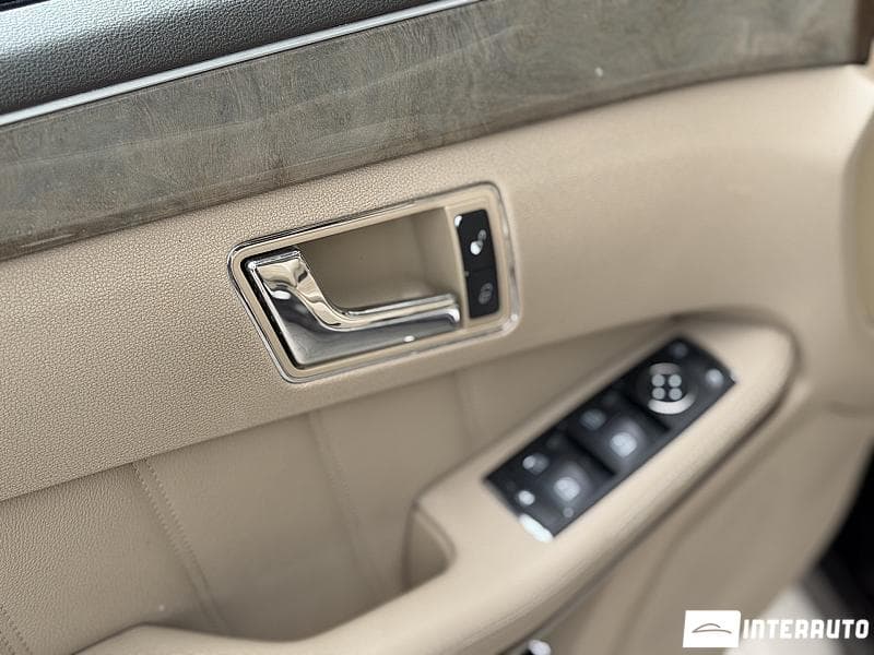 Mercedes E 220 2009 — Миниатюра 6