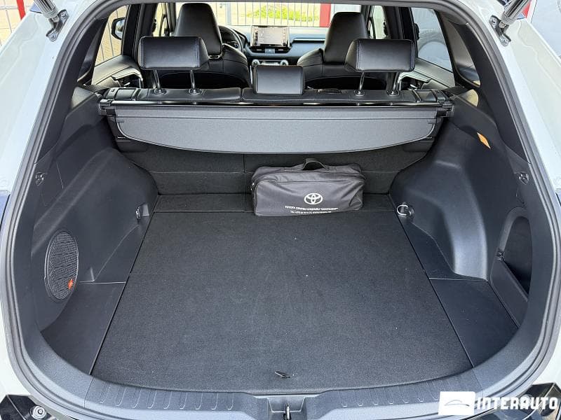 Toyota Rav-4 2021 — Миниатюра 18