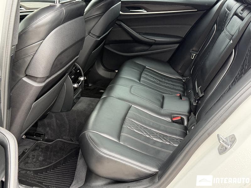 BMW 520 2017 — Миниатюра 19