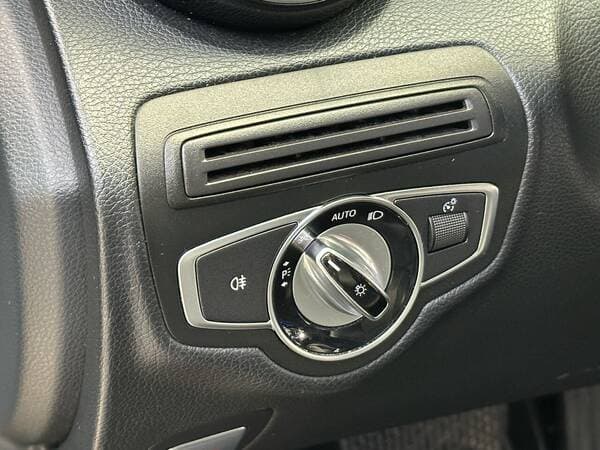 2015 Mercedes C 220 — Miniatură 17