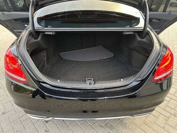 2015 Mercedes C 220 — Miniatură 20