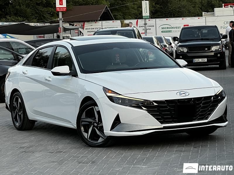 Hyundai Elantra 2022 — Миниатюра 3